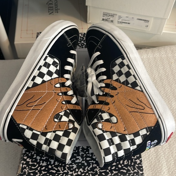 Vans - Picture 4 of 4